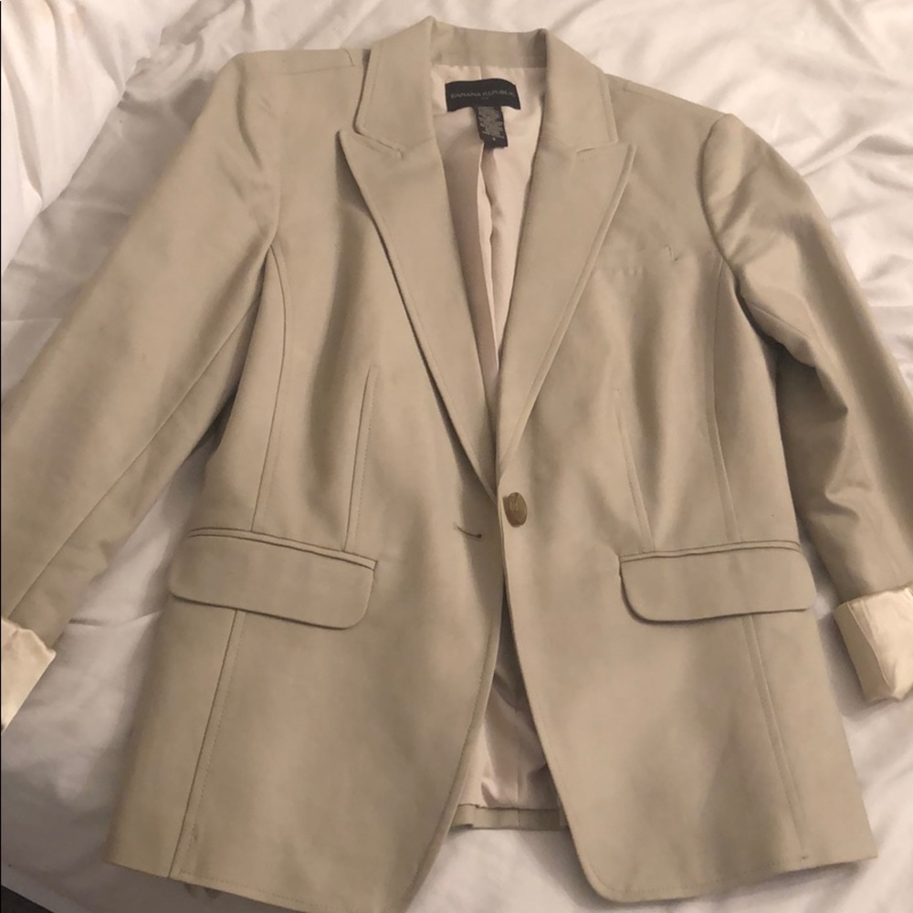 Banana republic blazer size 8